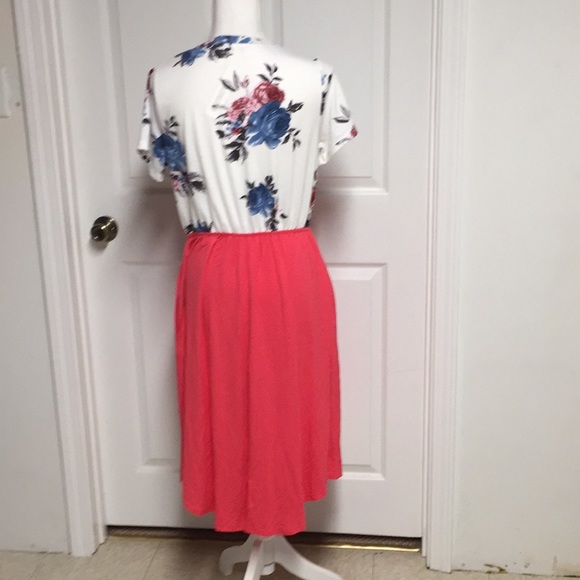 LAINAB Dress Size Large with elastic waist - Picture 3 of 7